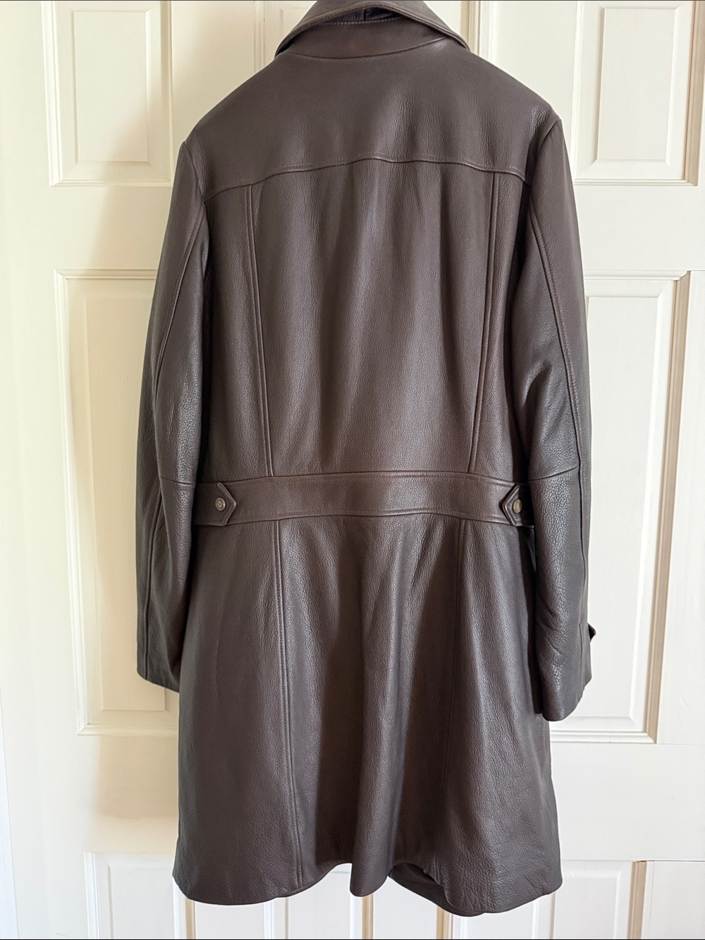 Eddie Bauer Women’s Dark Brown Leather Zip-Front Trench - Picture 3 of 9